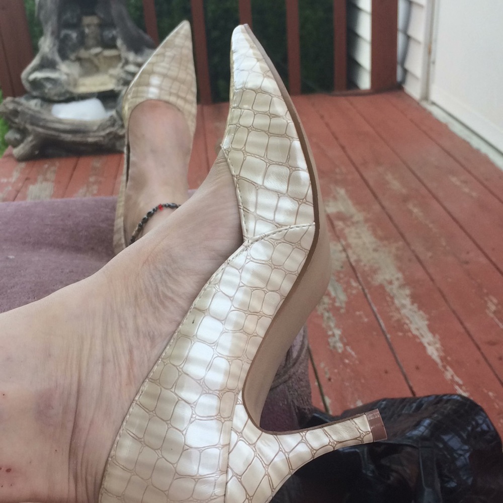 Fake snake skin, real style
